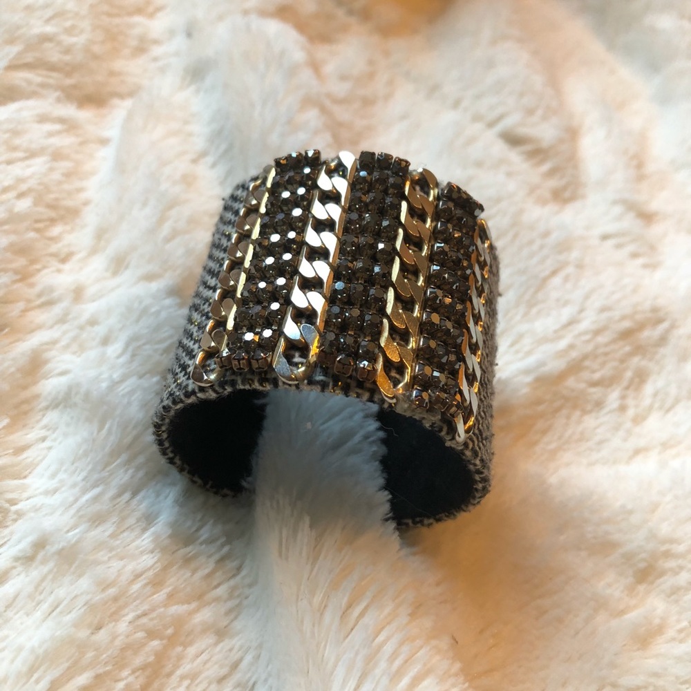 Gold bracelet